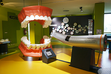 歯科技工士の勤務環境、労働時間