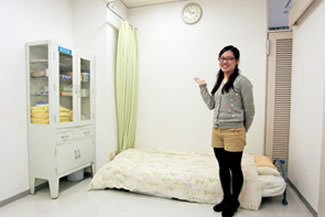 Ecc国際外語専門学校の特徴 学科 学費 資格 評判を徹底解剖 学ラン 専門学校 スクール学費ランキング